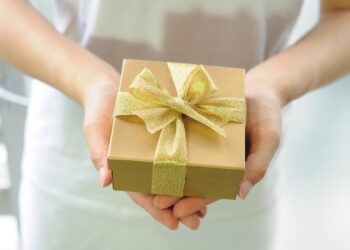 Transformă Ocaziile Speciale cu Cadouri Unice din Portelan