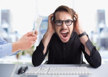 Atacurile de panică: cauze, simptome, diagnostic și tratament