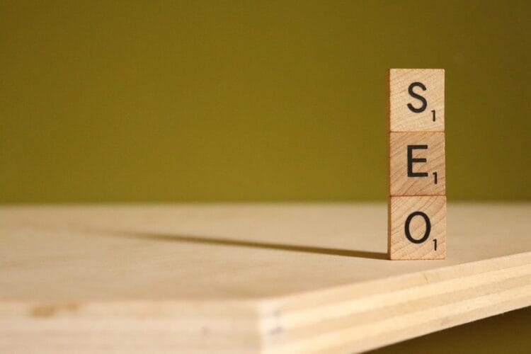 servicii SEO