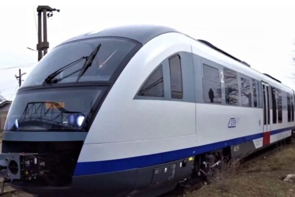 Electroputere VFU Pașcani a finalizat reparația capitală a ramei 31, Siemens Desiro „Săgeata Albastră”