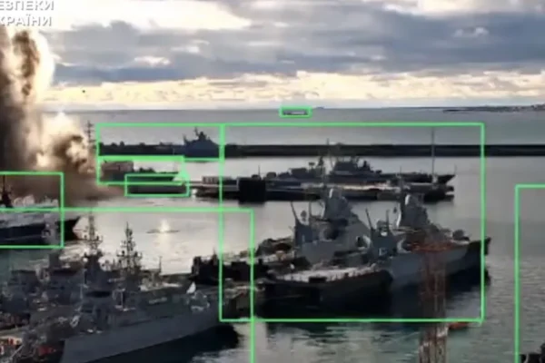 Ucraina a distrus un submarin al Rusiei de 400.000.000$ în Marea Neagră. A folosit o dronă subacvatică