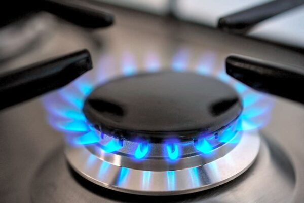 Ce se va întâmpla după expirarea plafonării prețurilor la gaze. Ministrul Energiei: „Am găsit o formulă. Diferenţa o plăteşte statul”