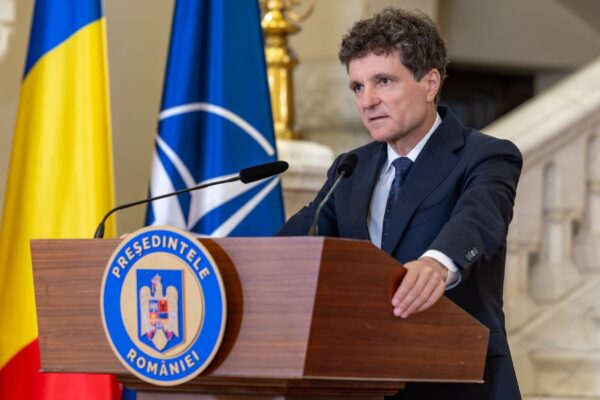 Nicușor Dan a promulgat legile privind criza carburanților și TVA redusă la locuințe