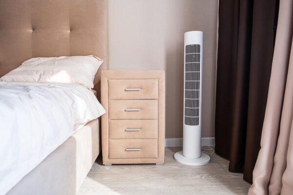 Cum alegi un ventilator pentru dormitor dincolo de numărul de trepte
