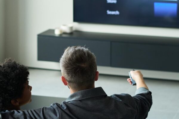 Televizor nou, imagine nenaturală: ce este efectul de telenovelă și cum îl reglezi